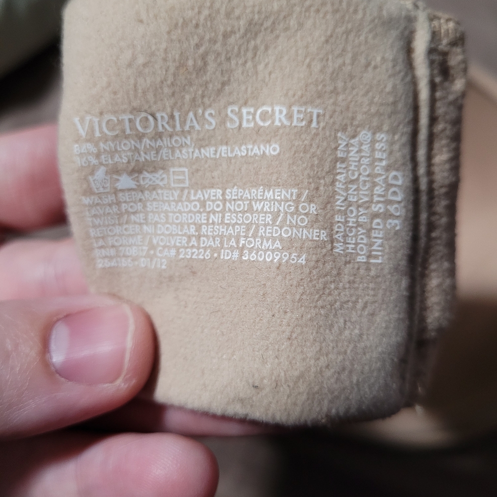 Victoria's Secret 36DD Strapless Bra